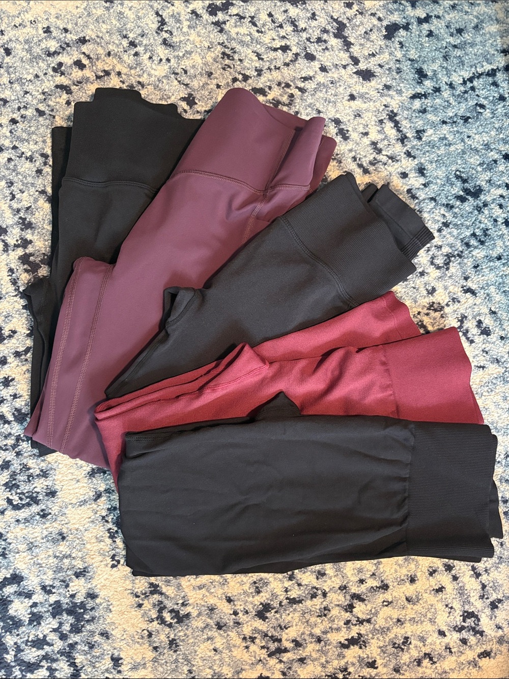 HALARA Black and Burgundy/Merlot Leggings Set